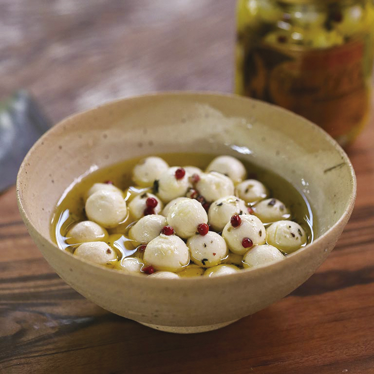 QUEIJO-CHEVRE-A-L-HUILE-LEITE-DE-CABRA-SERRA-DAS-ANTAS-02.jpg