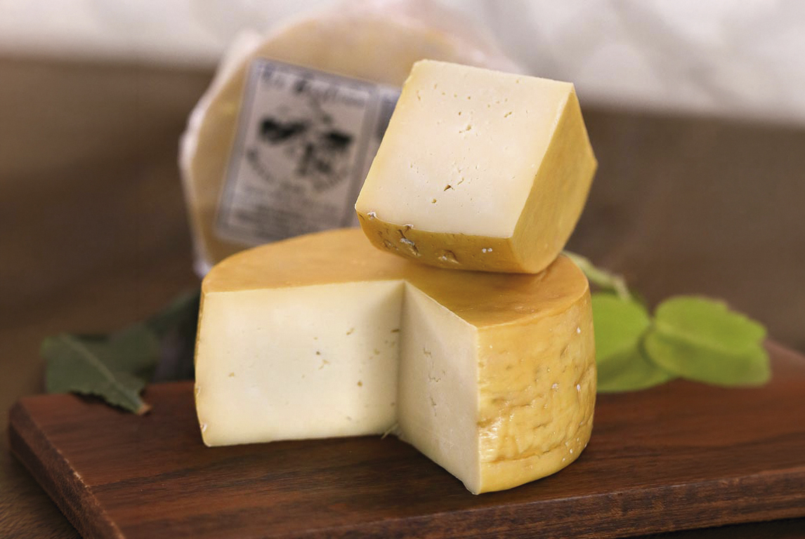 QUEIJO-VO-BASTIAO-LEITE-DE-VACA-SERRA-DAS-ANTAS-01.jpg