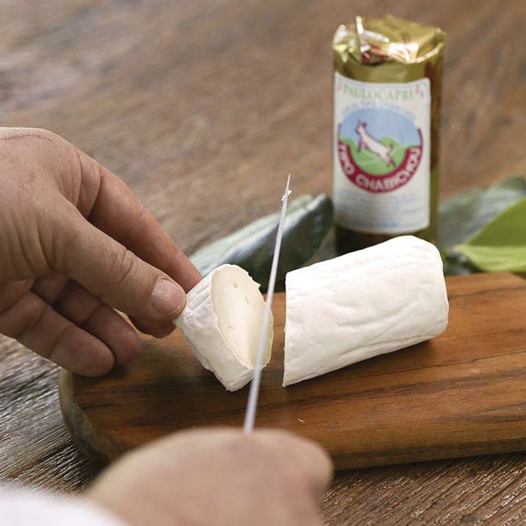 QUEIJO-CHABICHOU-LEITE-DE-CABRA-SERRA-DAS-ANTAS-02.jpg